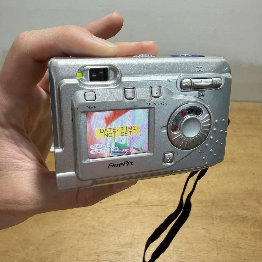 Fujifilm FinePix A303 3.2MP Y2K Digital Camera Silver Compact 3x Zoom Boxed